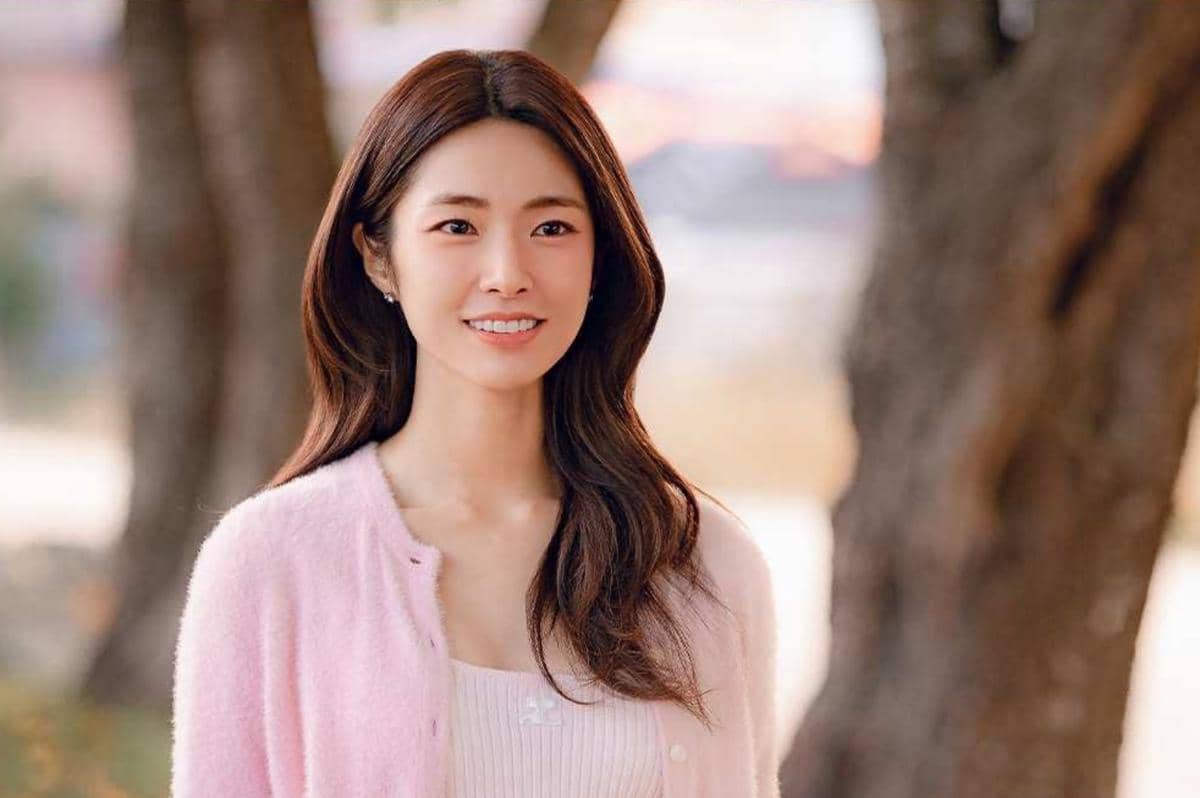 7 Still Cuts Ha Young di Our Sticky Love, Jadi Jaksa Hilang Ingatan