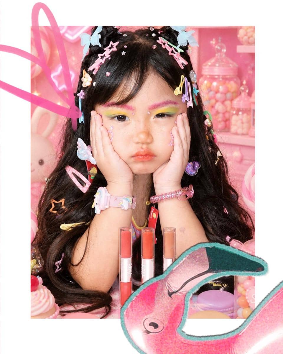 Xarena anak Siti Badriah pakai make up Naykilla