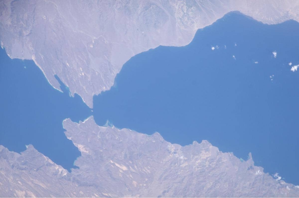 Selat Bab el-Mandeb.
