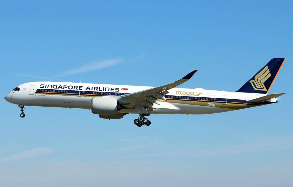 Maskapai Singapore Airlines adalah operator terbesar pesawat Airbus A350