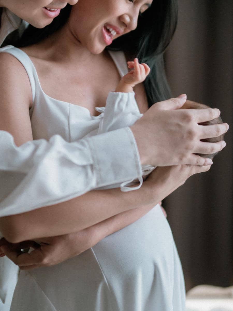 Inspirasi Newborn Photoshoot ala Shenina-Angga (instagram.com/angga)