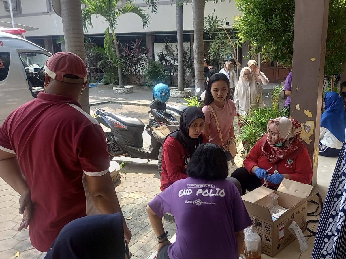 Kronologi Dugaan Keracunan MBG di SMKN 6 Semarang, Dapur Disetop