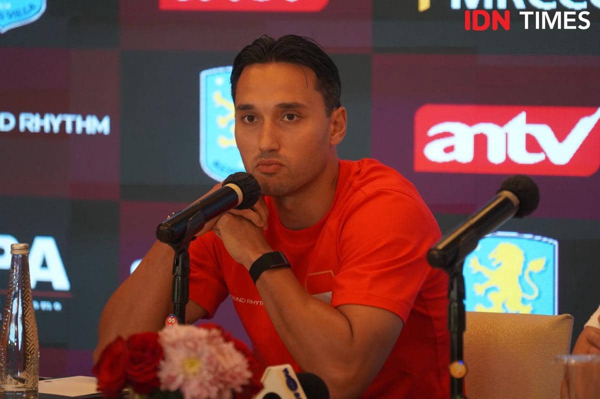 Duel Kontra Aston Villa Jadi Momen Spesial Bagi Ezra Walian, Kenapa?
