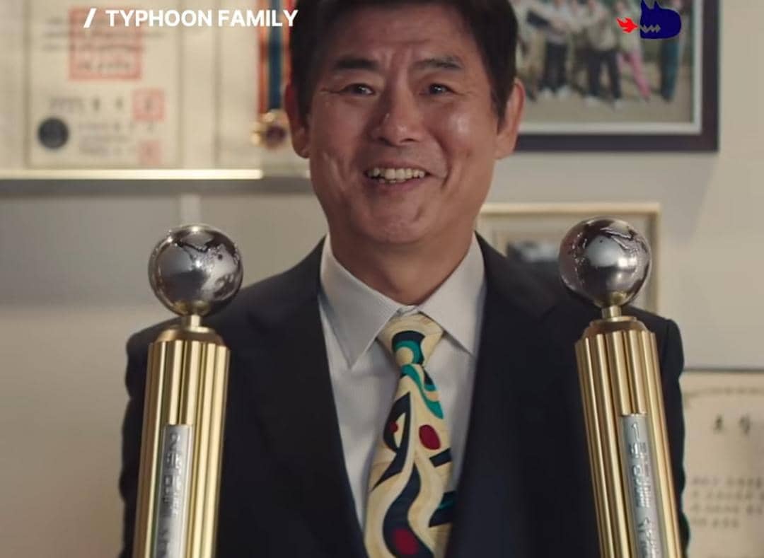 cuplikan Sung Dong Il di Typhoon Family