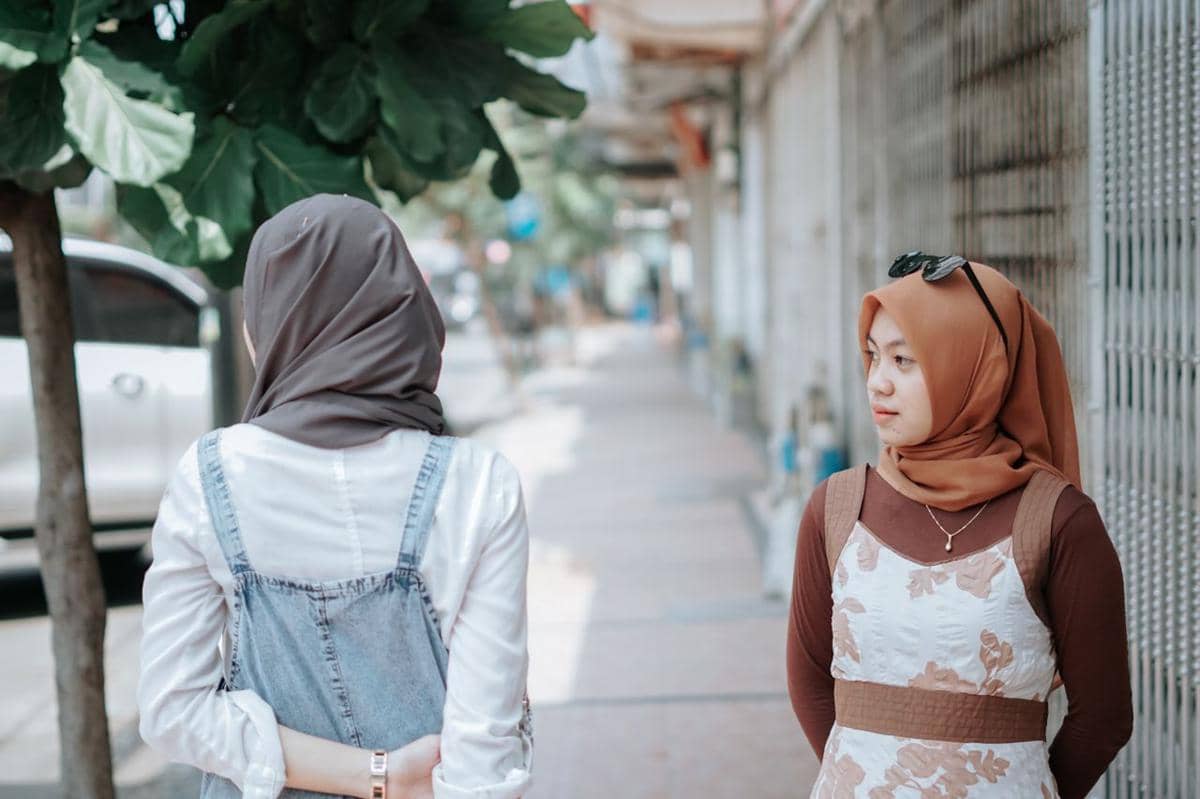 7 Tanda Pertemanan mulai Gak Sehat, Mending Jaga Jarak?