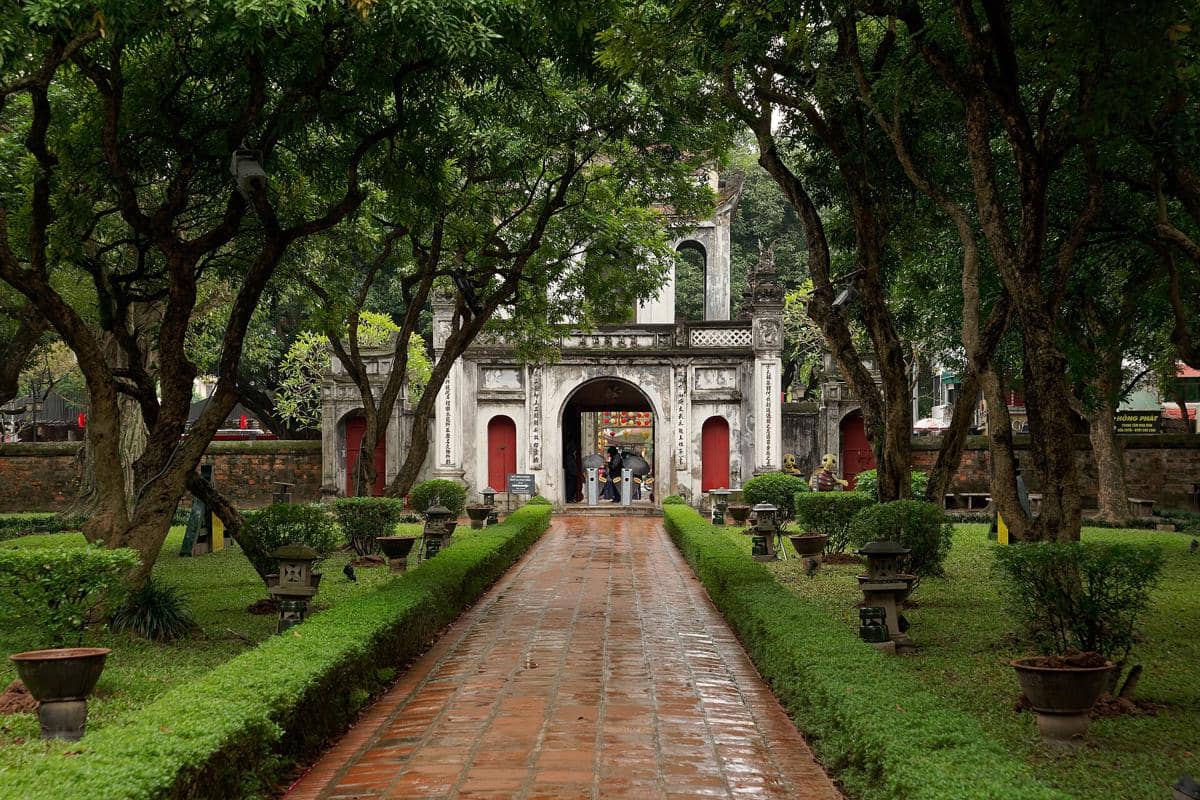 potret Temple of Literature Hanoi