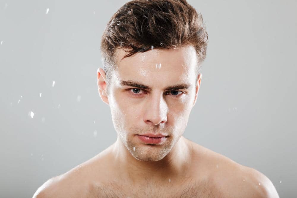 5 Cara Memilih Face Wash Pria Sesuai Jenis Kulit dan Kandungannya
