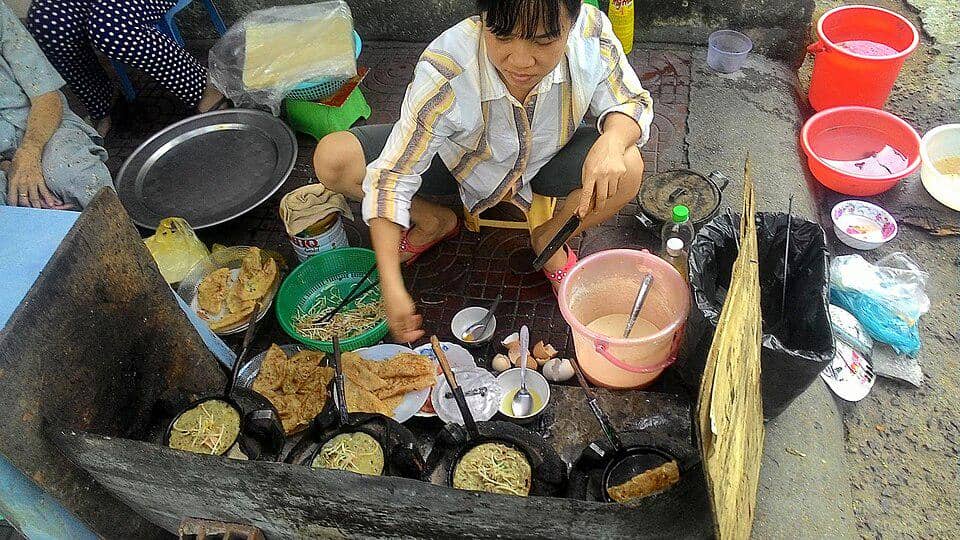 ilustrasi penjual banh xeo