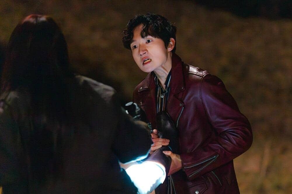still cuts drama Spooky in Love