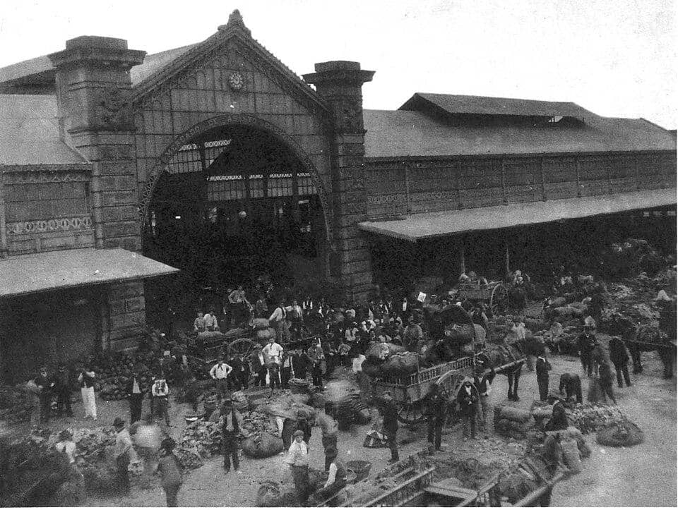 Mercado de Abasto yang bersejarah di Buenos Aires, Argentina.