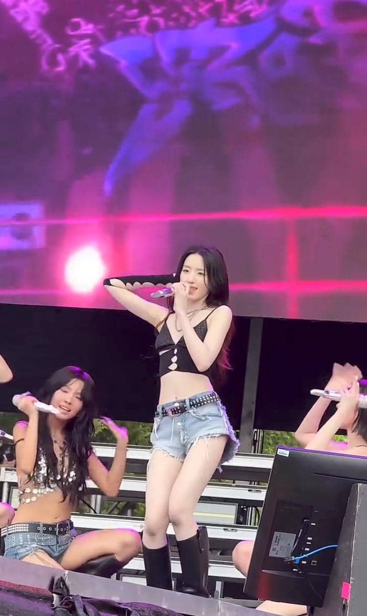 potret i-dle debut di Lollapalooza Chicago 2026