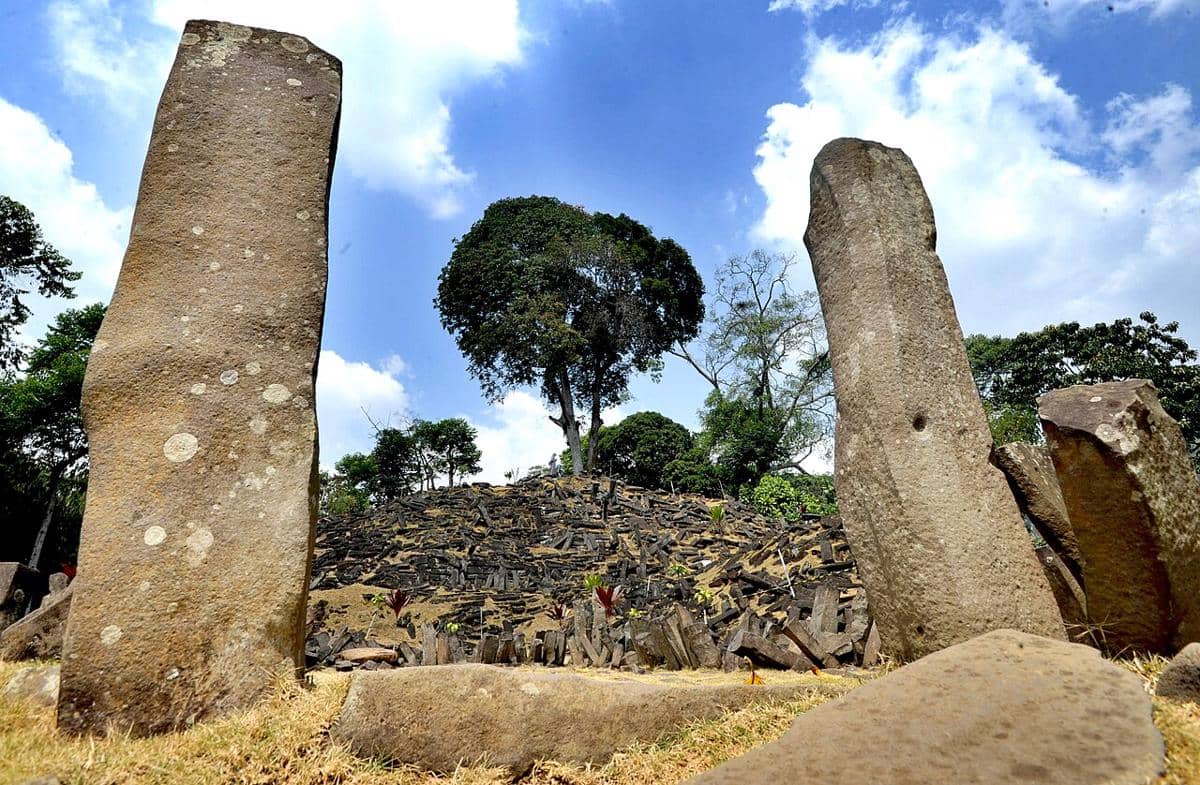 5 Situs Megalitikum di Indonesia yang Usianya Lebih Tua dari Candi