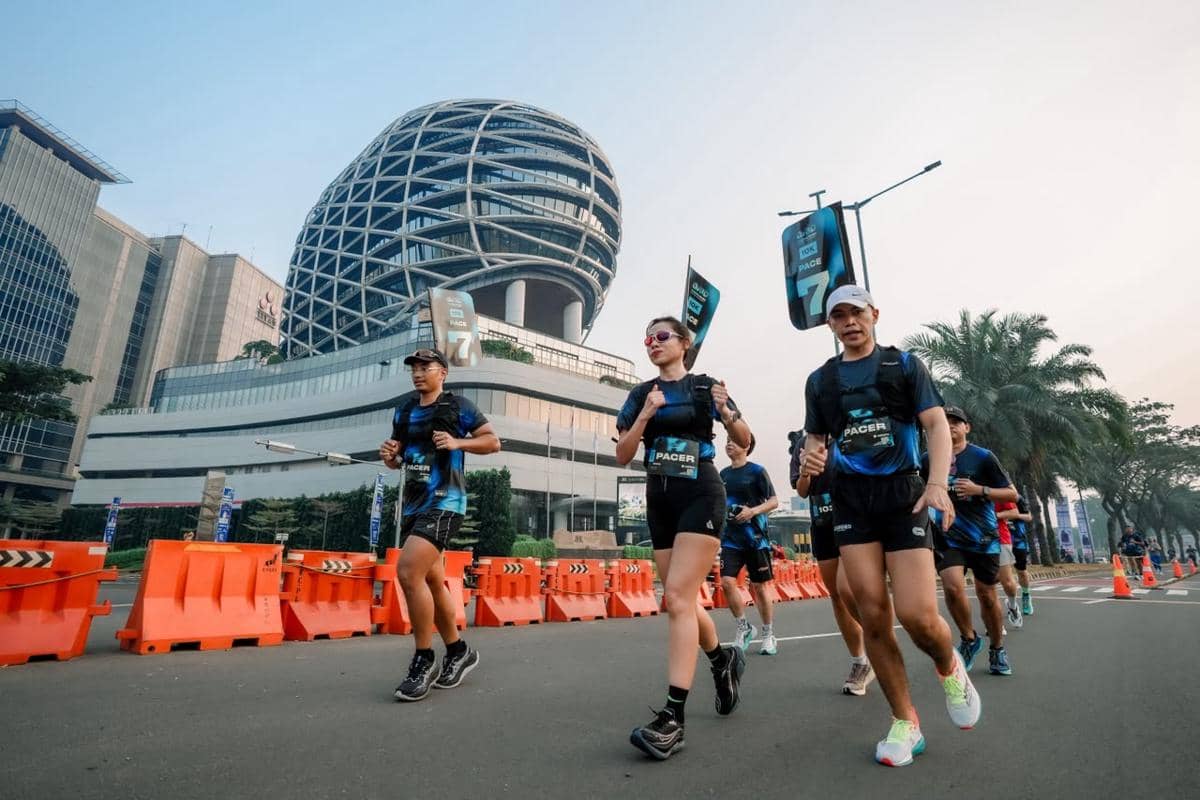 Para pelari mengikuti GRID Cardio Rush 2026, ajang lari dengan 1.500 peserta dan program satu tiket untuk satu pohon.