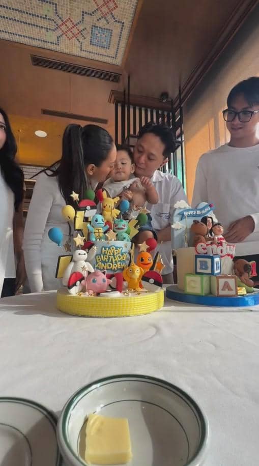Andrew, anak Erika Carlina, merayakan ulang tahun pertamanya dalam momen yang dibagikan di Instagram.