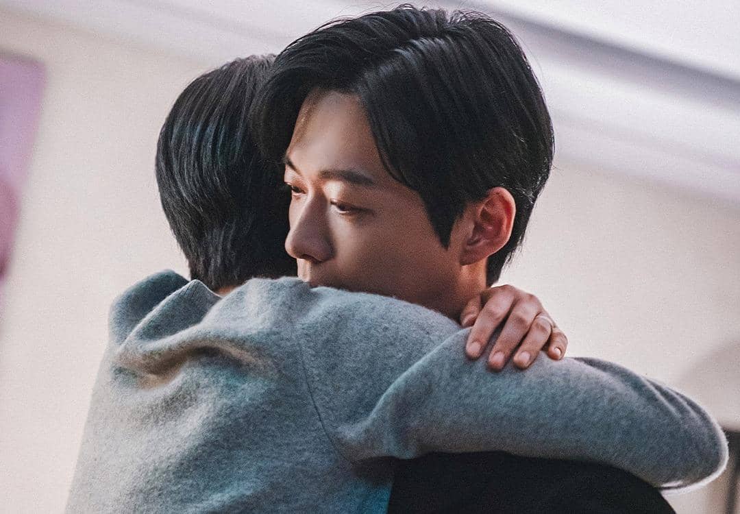 Still cut drama Korea The Husband dengan cuplikan adegan para pemeran yang dibagikan akun Instagram KBS Drama.