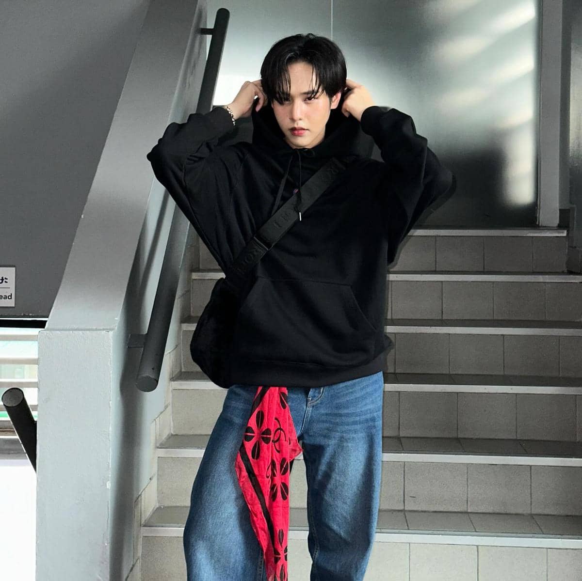 Gaya Casual Teen ala Pak Naphat