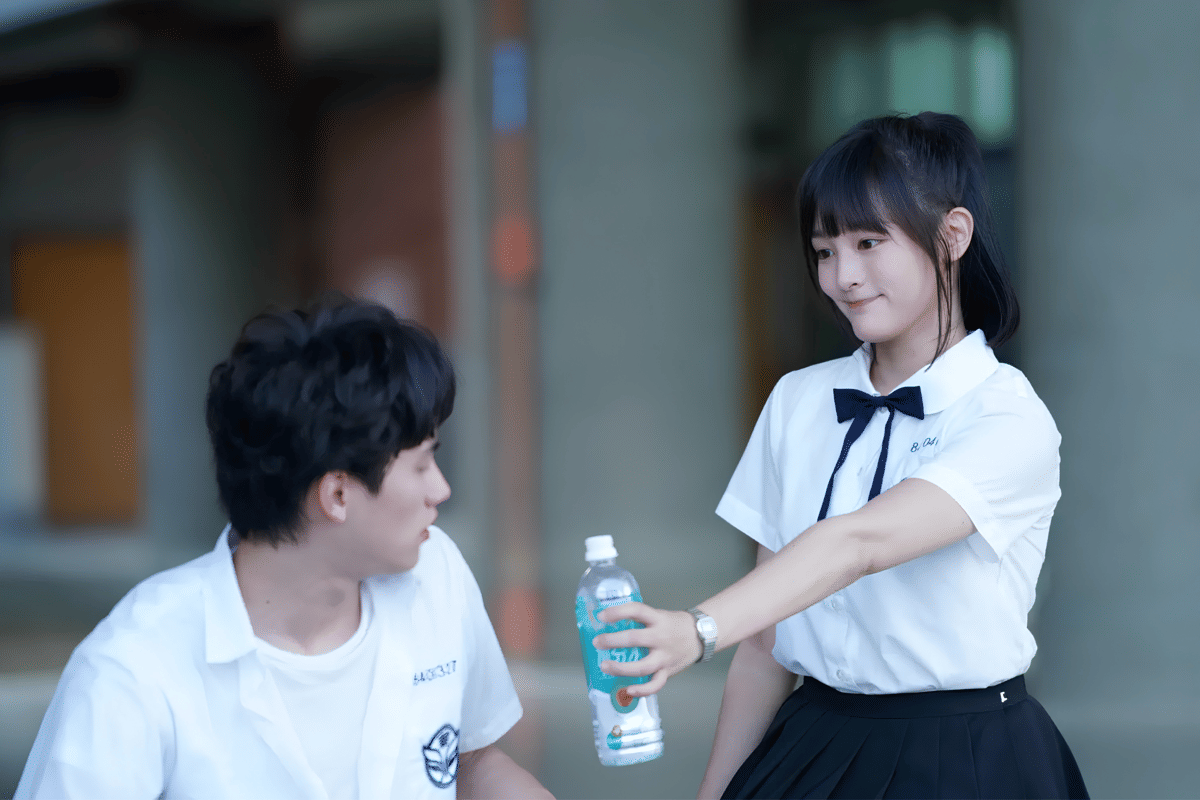 K dan Cream dalam Film More Than Blue