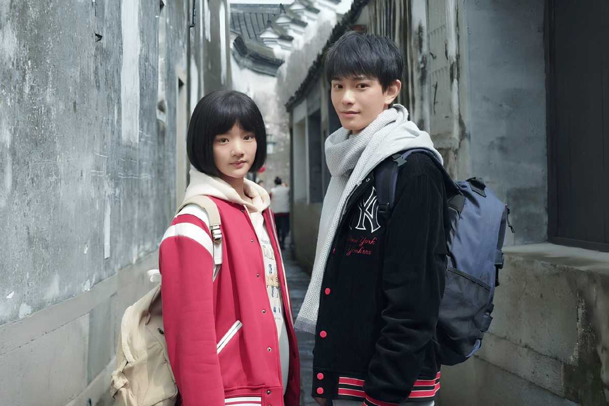 Wen Heng dan Yan Xi dalam film 10 Years of Loving You