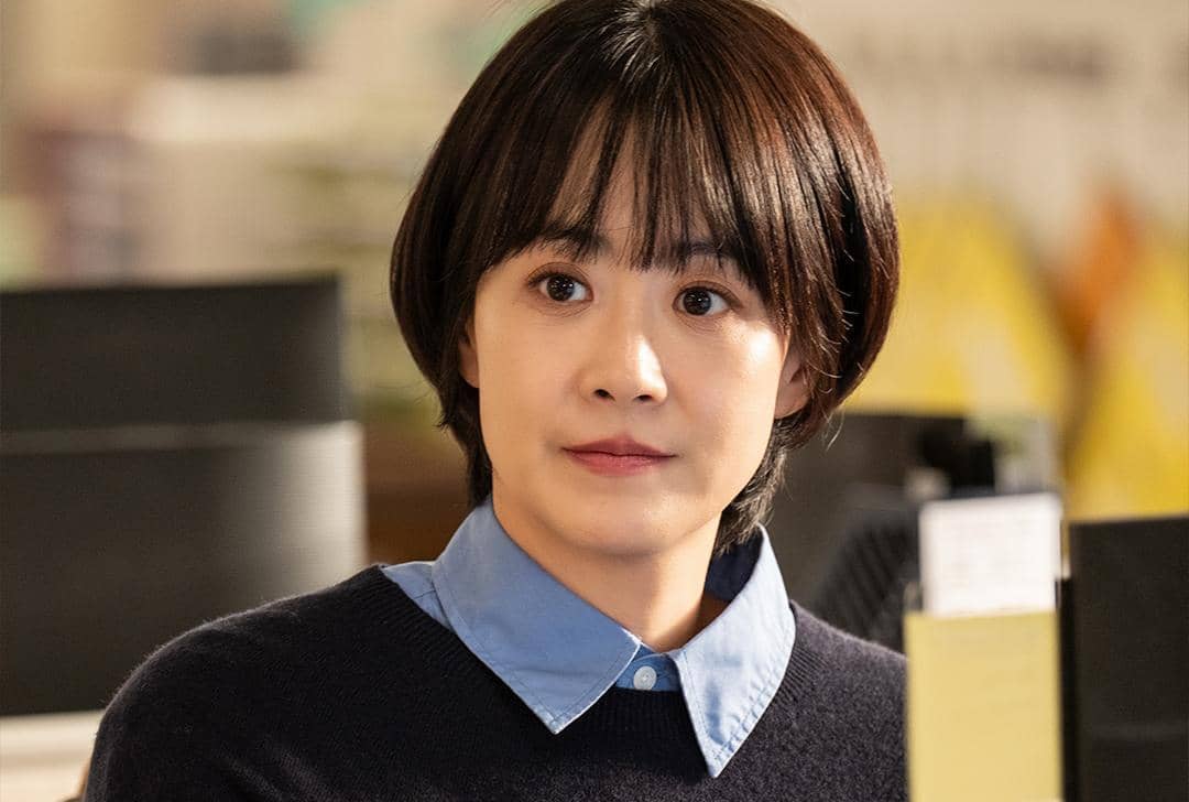 Ryu Hyun Kyung di drama The Apartment Job