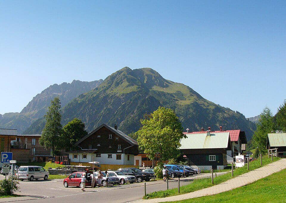 Desa Mittelberg di Austria