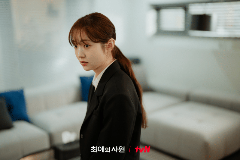 Momen Hari Pertama Nam Da Reum Kerja di Apello di My Bias, My Boss