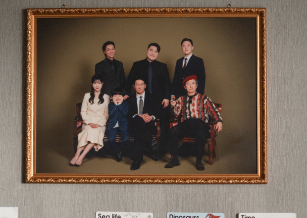 Fakta Unik Keluarga Palsu Park Hae Gang di The Apartment Job