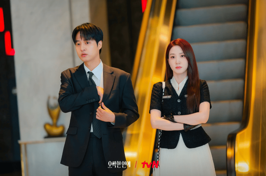 7 Cara Yeo Ri dan Gak Uk Saling Melengkapi di Spooky in Love