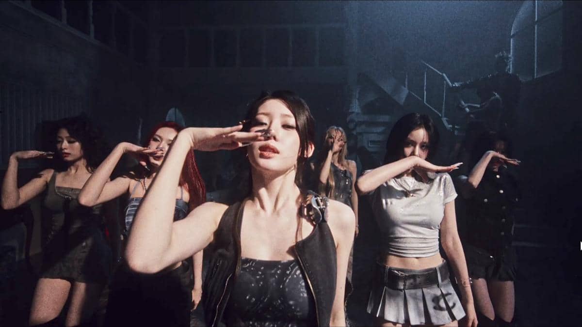 cuplikan MV MOON dari BABYMONSTER