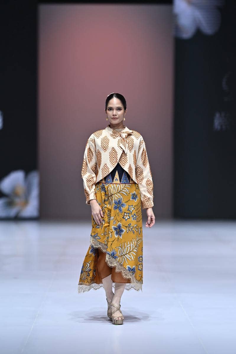 Indonesia Fashion Week 2026 yang diselenggarakan di Jakarta Convention Center, Jakarta Pusat, pada Kamis (30/7/2026)