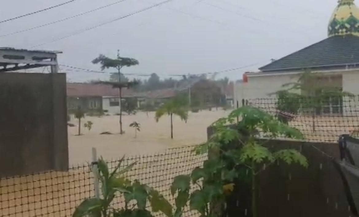 Banjir Kini Rendam Kuranji dan Koto Tangah Padang usai Hujan Deras