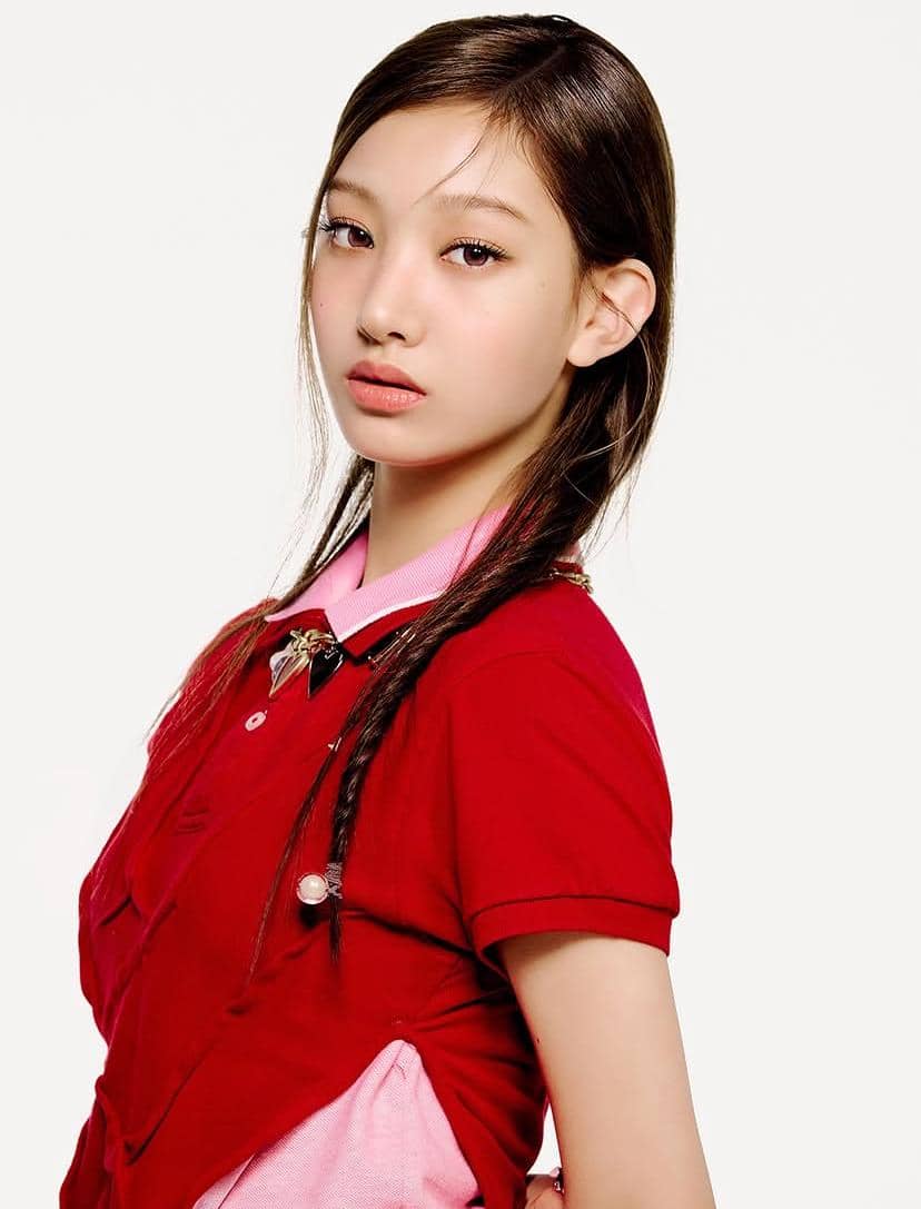 Potret Seoyeon dalam unggahan Instagram akun tuide_abd, yang berfokus pada wajah dan ekspresi dirinya.