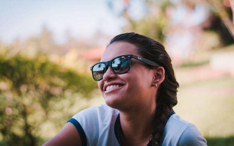 Instagram Tindak Tegas Konten Rekaman Diam-diam Pakai Ray-Ban Meta