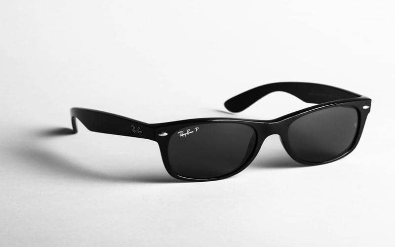 ilustrasi kacamata pintar Ray-Ban Meta