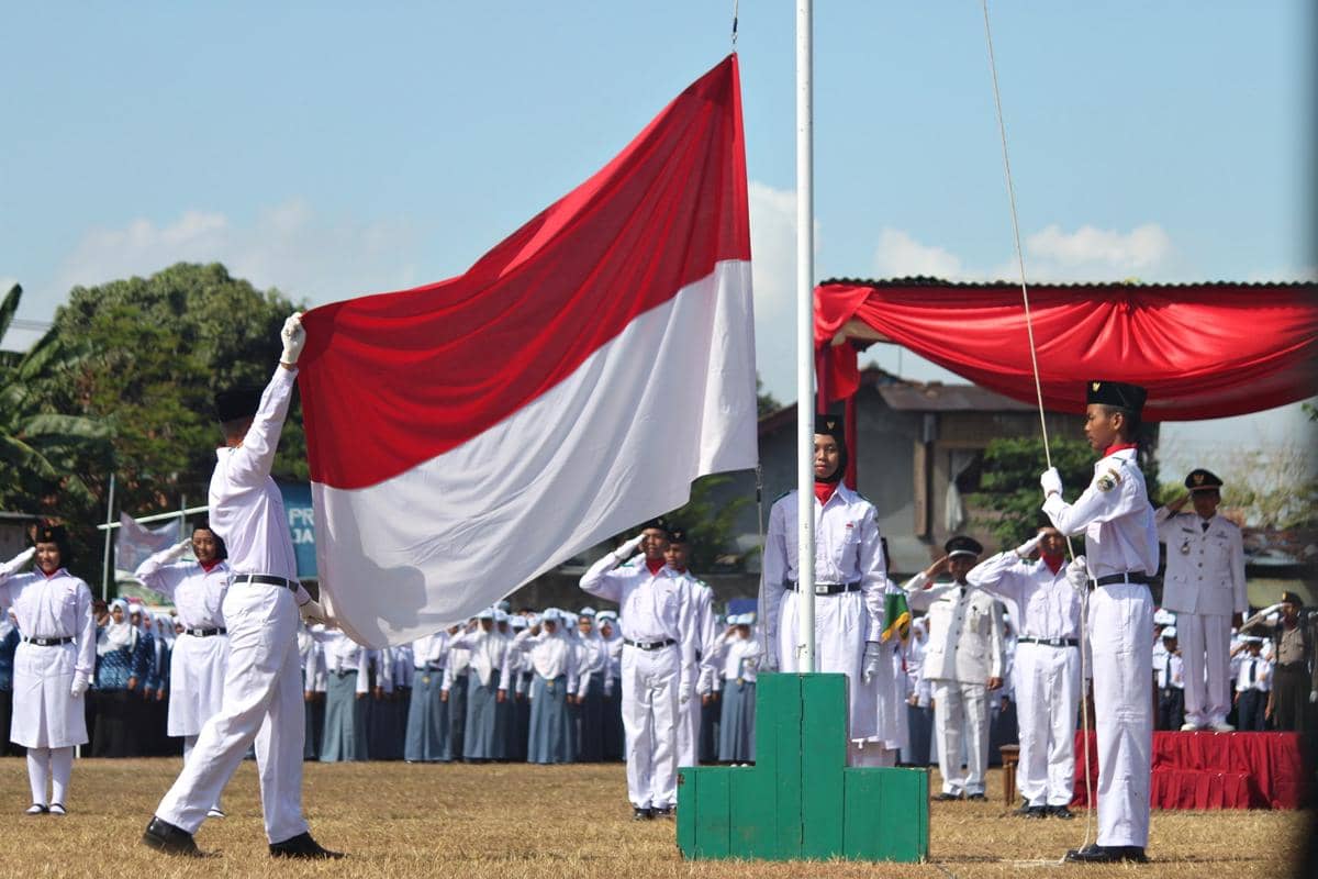 [PUISI] Pengawal Sang Saka