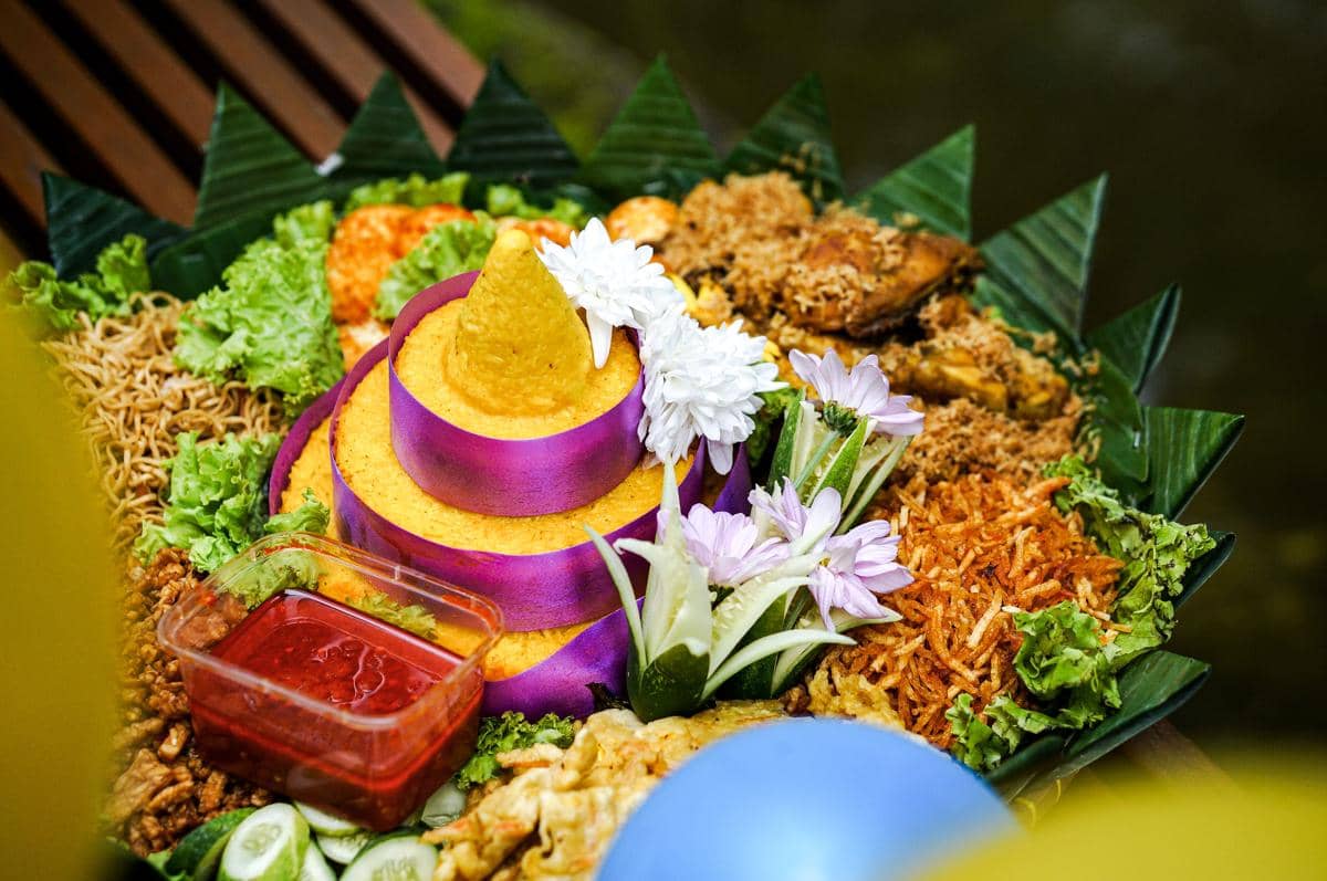 6 Makanan Khas 17 Agustus dari Berbagai Daerah, Wajib Ada!