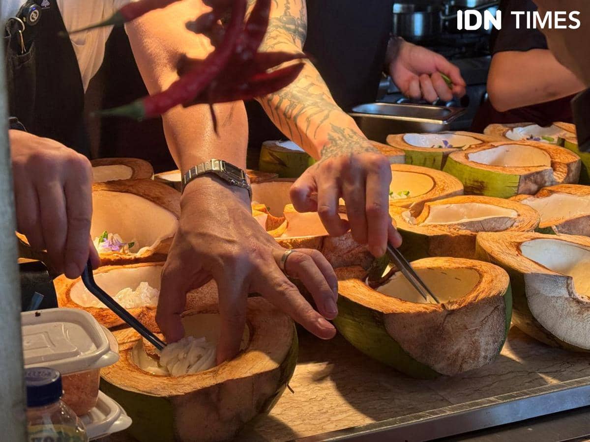 Potret menu yang sedang disiapkan Chef Arnold Poernomo