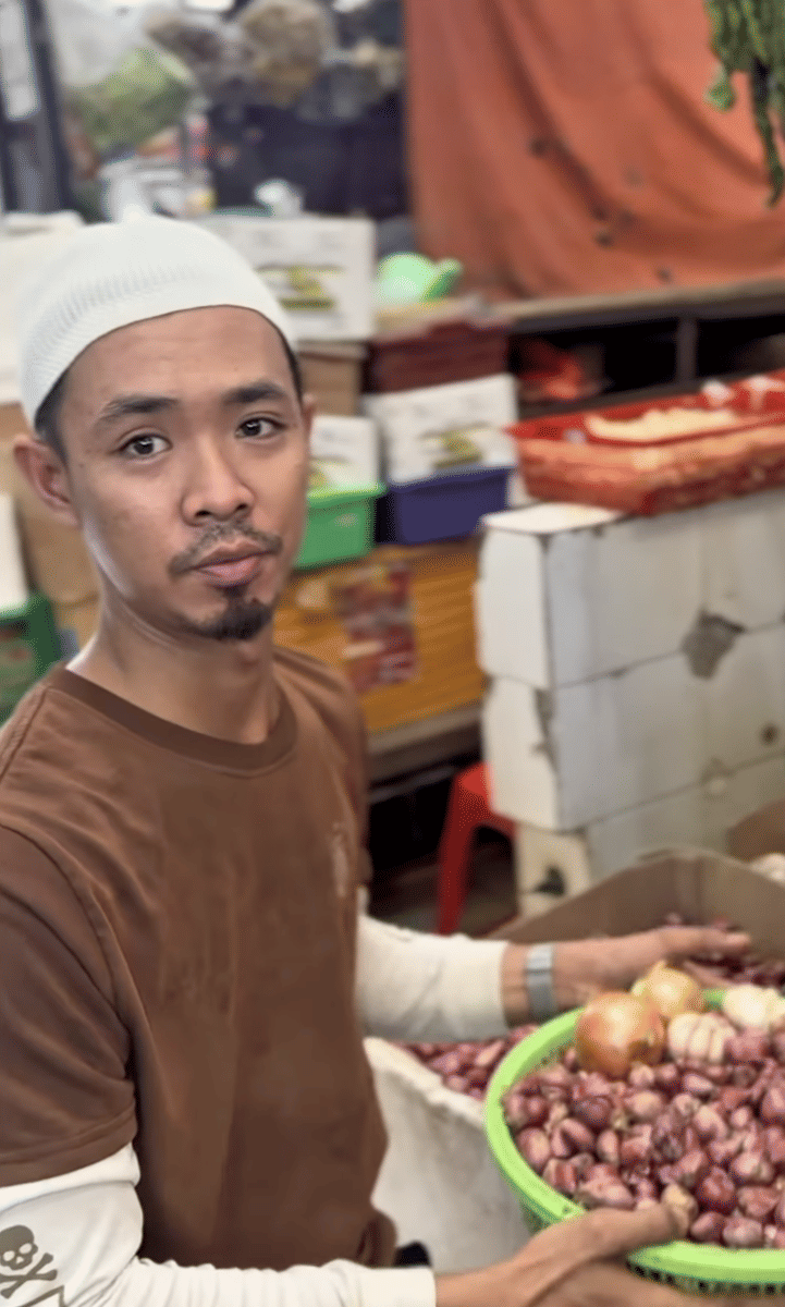 Konten Instagram Imam Bawang dan Asep Ayam yang dibagikan melalui akun @aziarizza.