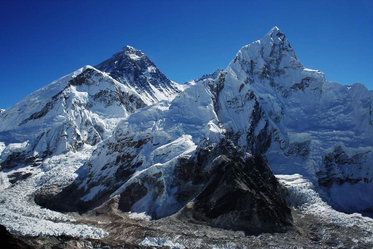 Gunung Nuptse