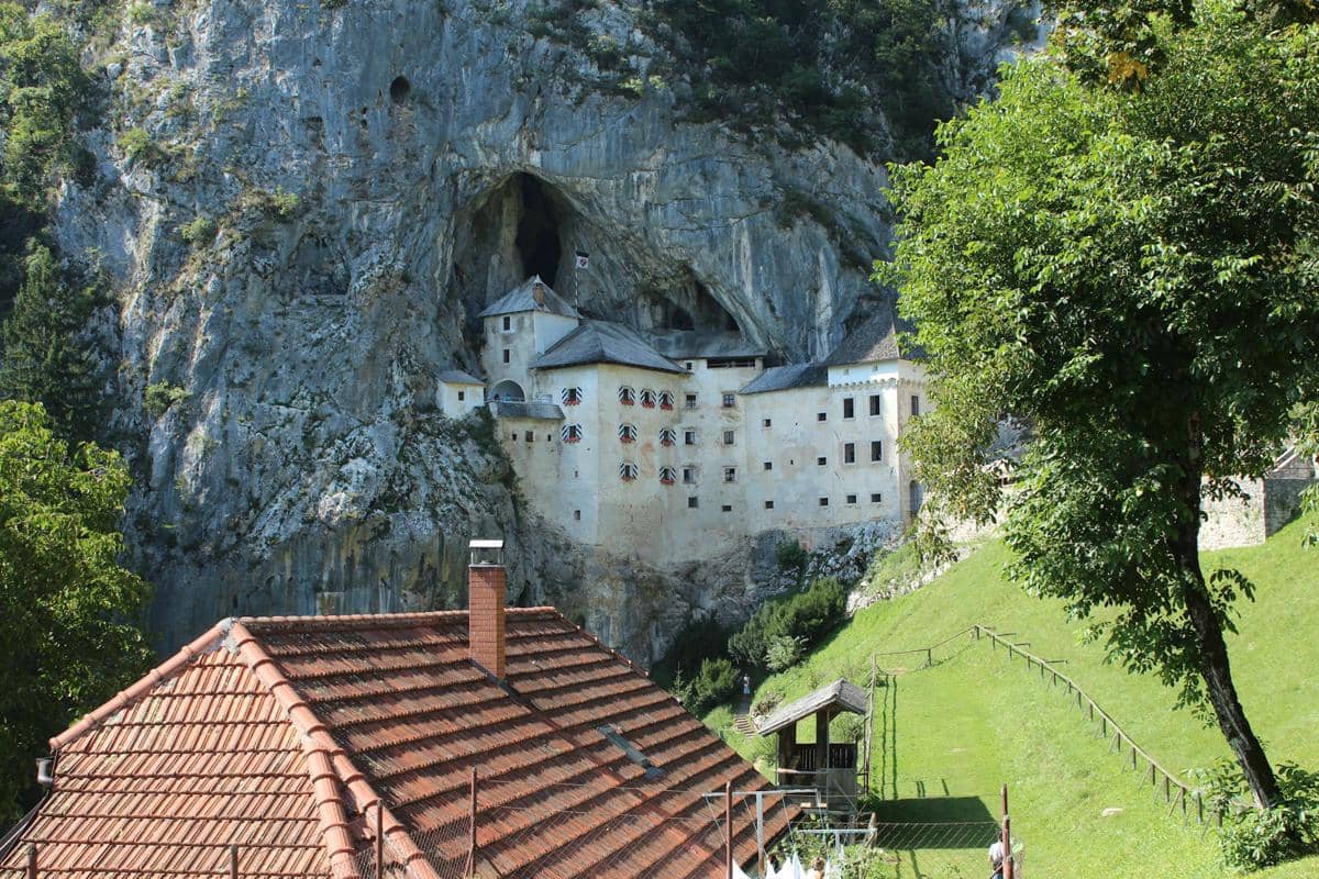 Kastil Predjama, Slovenia