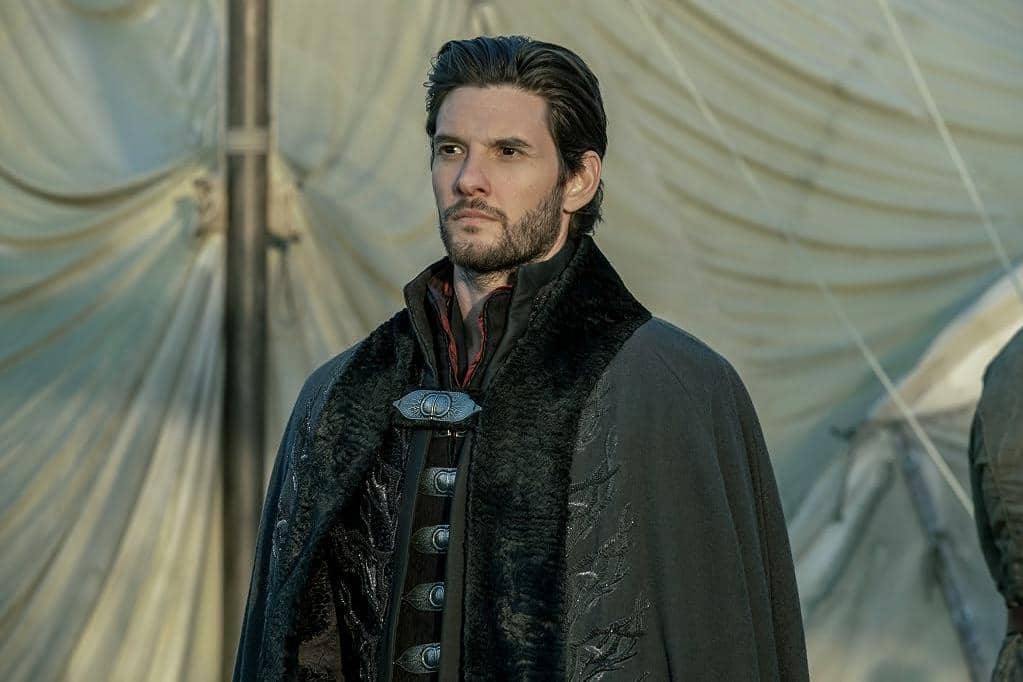 5 Buku Favorit Ben Barnes yang Akan Membuatmu Betah Membaca