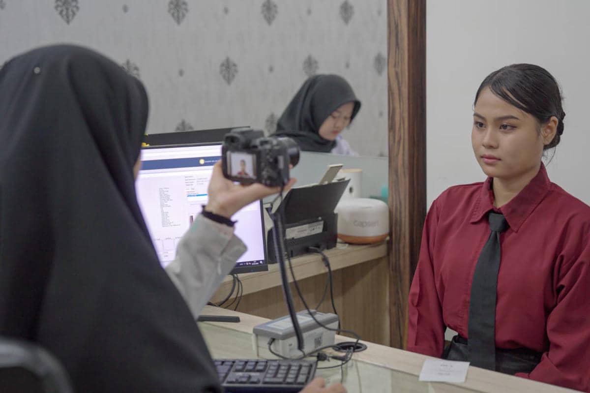 Direktur Jenderal Imigrasi Hendarsam Marantoko menyampaikan capaian pencegahan TPPO, termasuk penundaan keberangkatan 8.287 WNI sepanjang Ja
