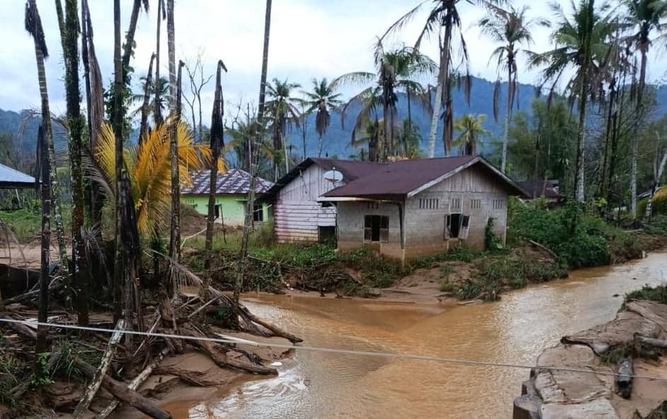 Banjir di Tapanuli