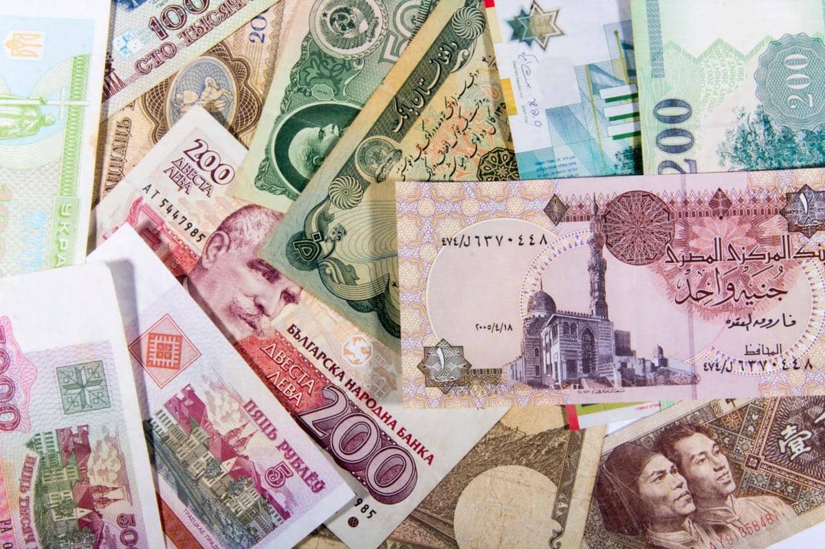 5 Perbedaan Depresiasi dan Devaluasi Mata Uang yang Kamu Sering Keliru