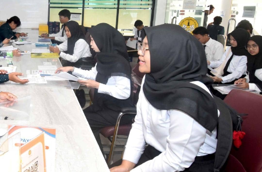 Seorang mahasiswa bersyukur dapat berkuliah di Unsoed yang dekat dari rumah dan telah diimpikan sejak SMA.