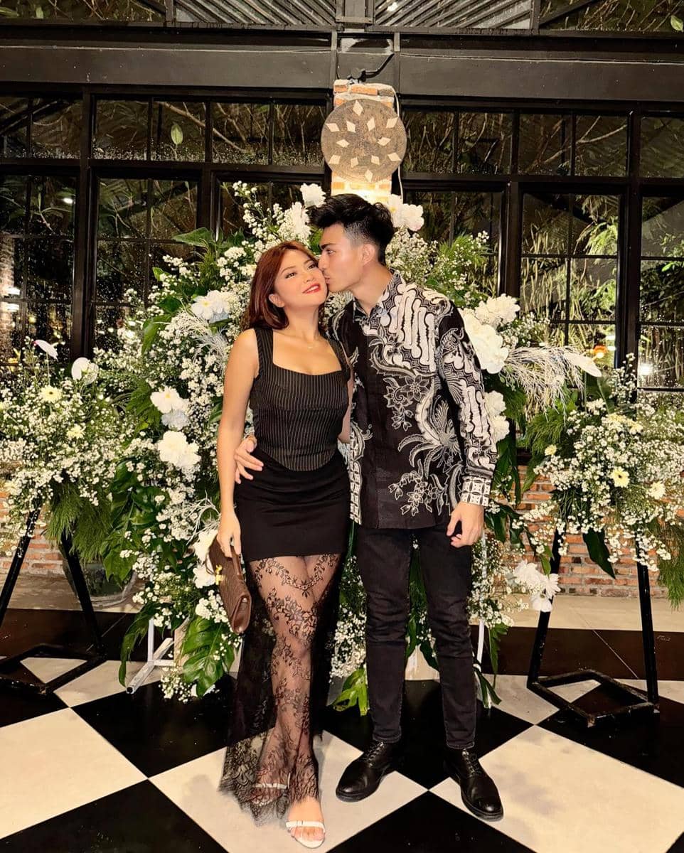 OOTD couple Hanum-Rafly