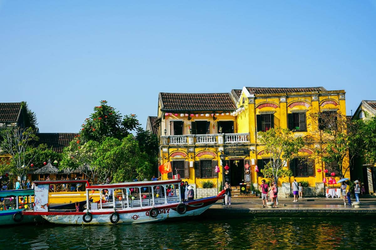 5 Fakta Hoi An, Kota Tua di Vietnam yang Jadi Surga Pakaian Custom