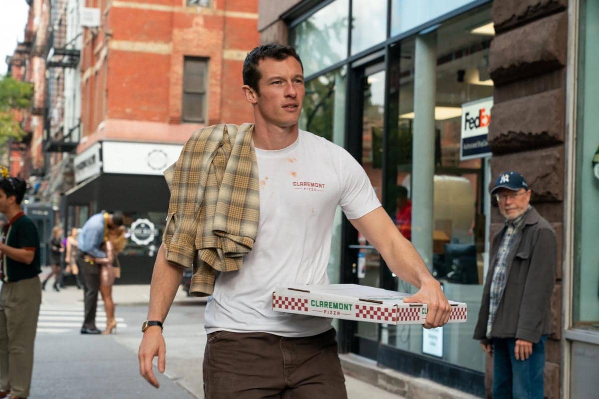 Callum Turner dalam One Night Only