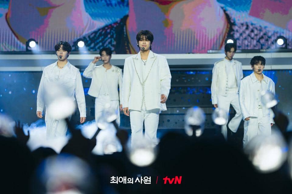 still cuts drama My Bias, My Boss
