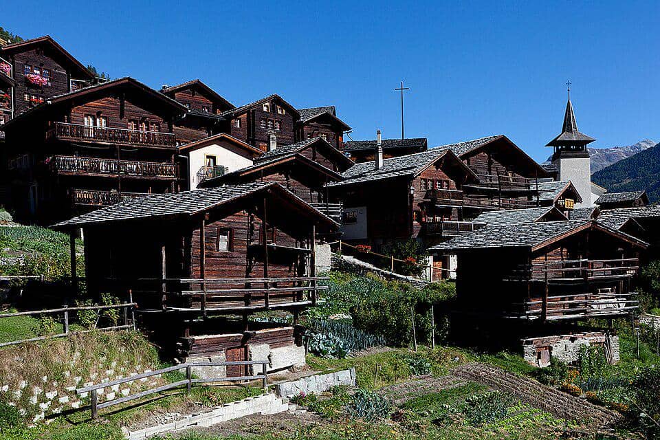Desa Grimentz di Swiss