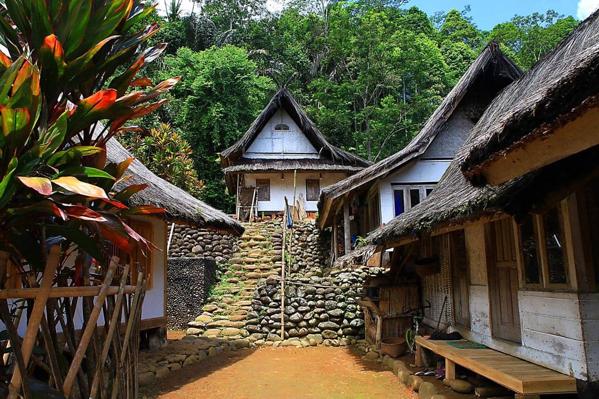 5 Kampung Wisata Budaya yang Masih Mempertahankan Tradisi Leluhur